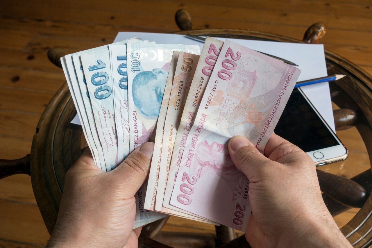 Asgari ücret zammı belli oldu, zincir marketlerde etiket mesaisi başladı! Vatandaşlara uyarı... 2