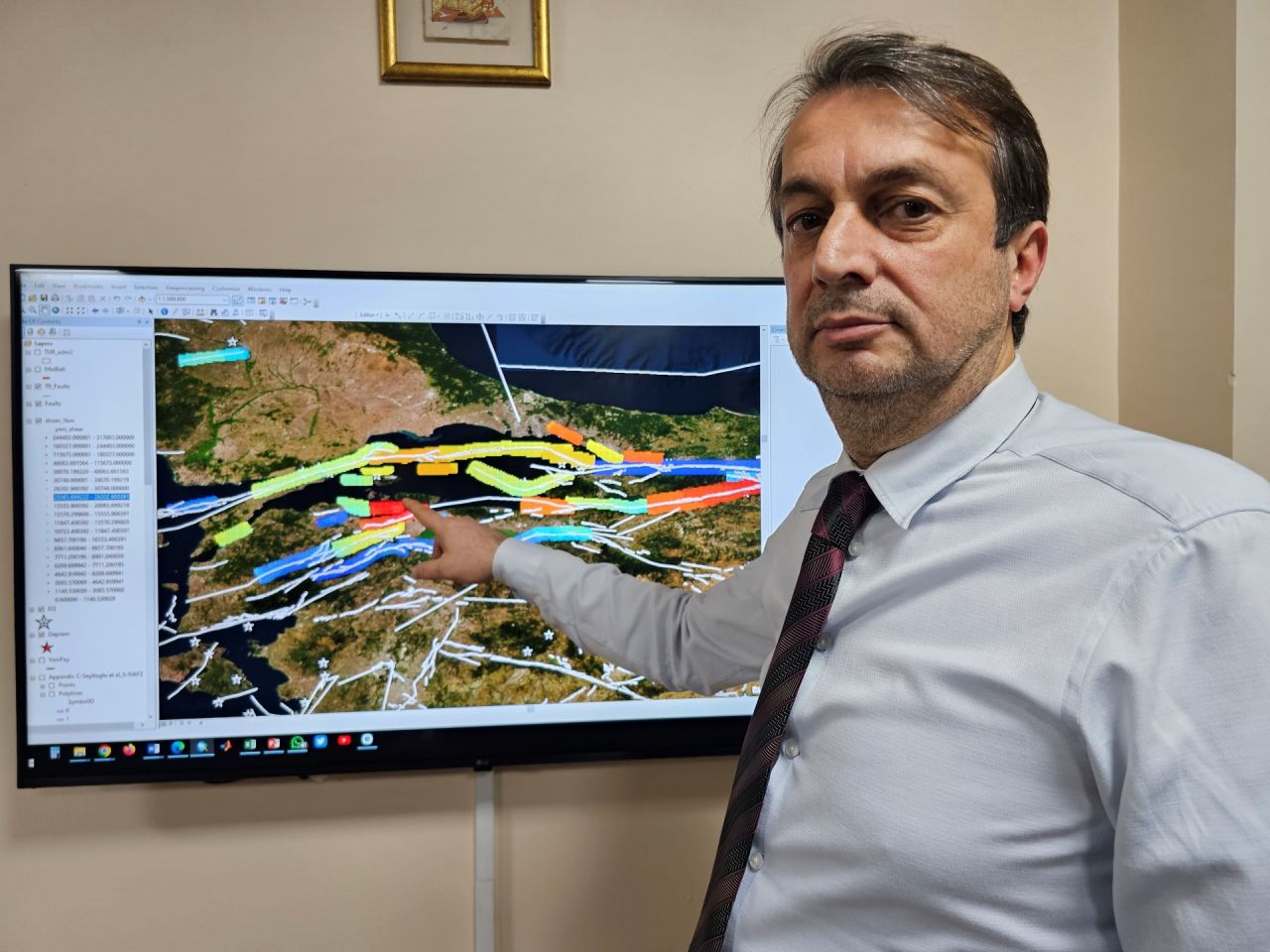 Korkutan harita: 7 ve üzerinde deprem üretecek gerginlikte fayları tespit edildi! 5