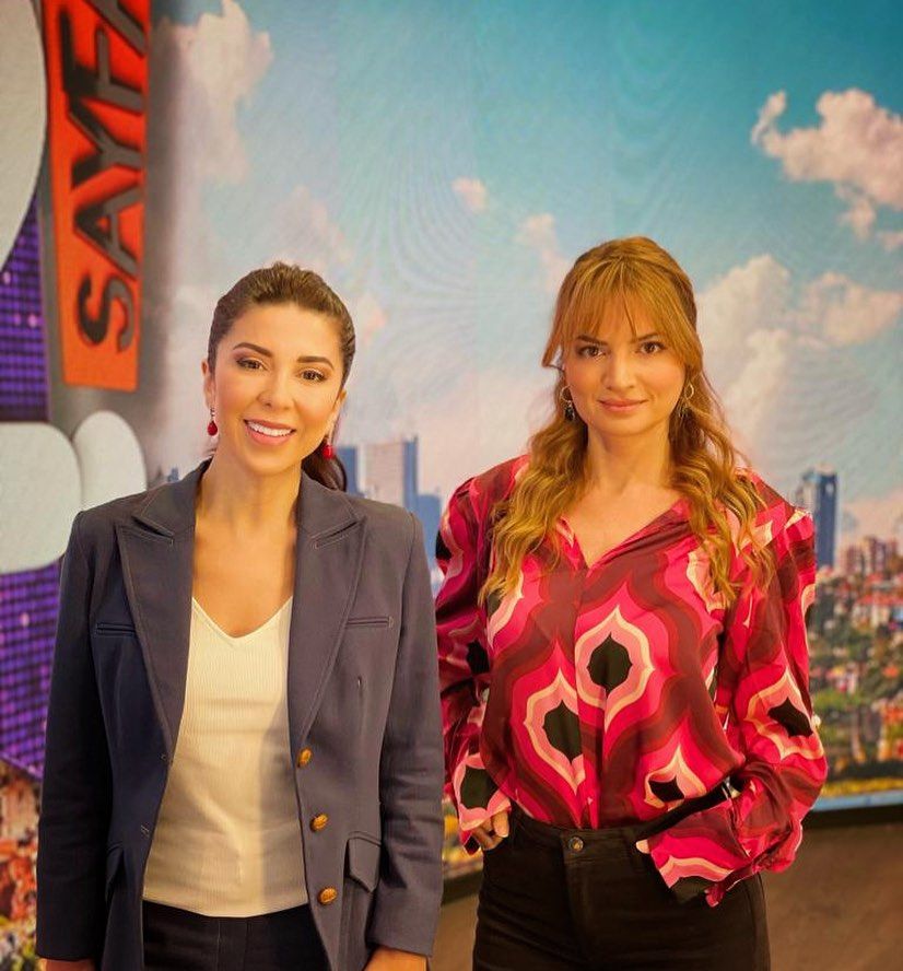 Dilan Polat'ın kara kutusu Şule'den 2. Sayfa programı sunucuları hakkında olay gönderme! 12