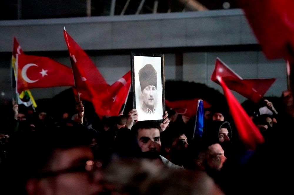 Şok itiraf: “Maçın Suudi Arabistan’da oynanmasını Ali Koç istemiş! Bombanın pimini çekip Erdoğan’ın kucağına bırakıyorsunuz. Ama bu millet sizin hangi operasyonlar peşinde olduğunuzu gördü” 6