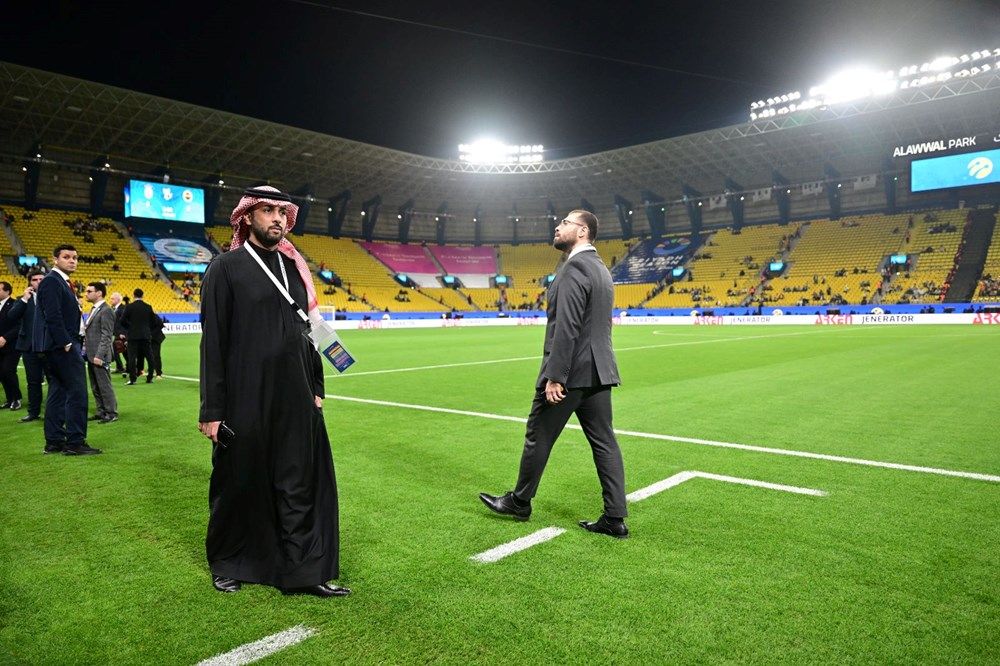 Erman Toroğlu şok gerçeği açıkladı: “Ali Koç otelde istifa kararı aldı! ‘Bu maç bir şartla oynanır, Fenerbahçe başkanlığından istifa ederim’ dedi ve restini çekti” 10