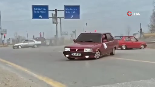 Kara yolunu kapatarak drift attılar! İşte o görüntüler... 24