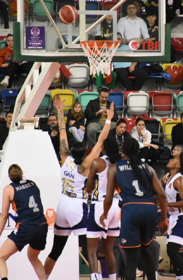 ING Kadınlar Türkiye Kupası final maçında Fenerbahçe Alagöz Holding şampiyon oldu 4