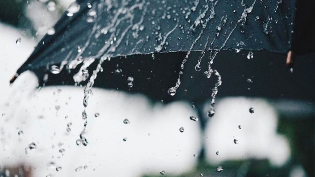Pazar planı yapanlar dikkat: Meteoroloji'den sağanak yağış uyarısı! İstanbul için saat verildi... 2
