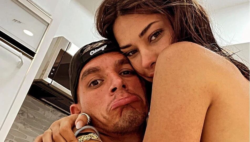 Torreira ile Devrim Özkan aşkı bitti: Takibi bırakıp tüm fotoğrafları sildiler! Geçtiğimiz yıl Galatasaray'ın yıldızı depresyona girmişti... 4