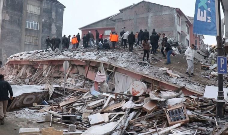 AFAD duyurdu: Kahramanmaraş'ta akşam üstü korkutan deprem! 6 Şubat'tan beri toplam 56 bin artçı yaşandı! 8