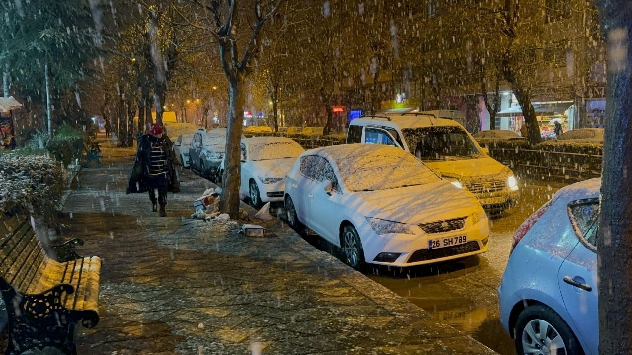 Beklenen kar yağışı başladı! İşte il il son durum! 4
