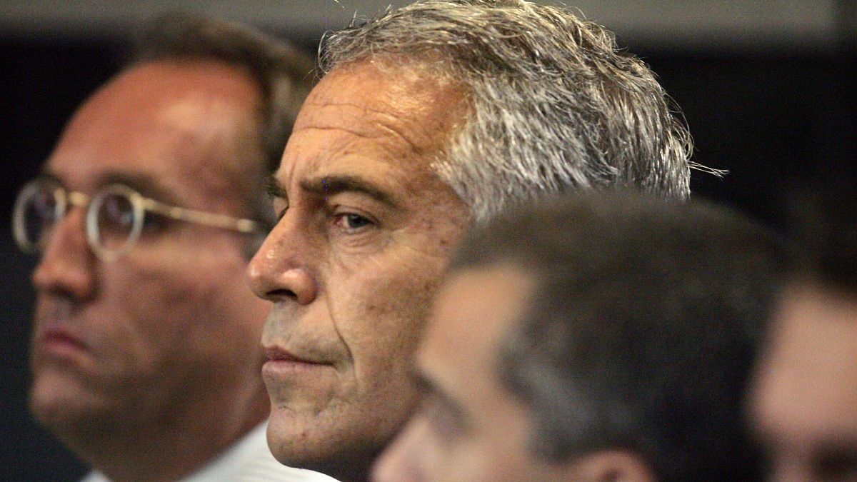 Epstein'in kardeşinden şok suçlama! ABD'li bakan gizledi! 3