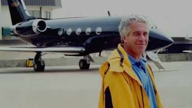 Epstein'ın fuhuş adası skandalı dosyasından eski Türkiye güzeli çıktı! Dosyada adı geçen iki Türk var 8