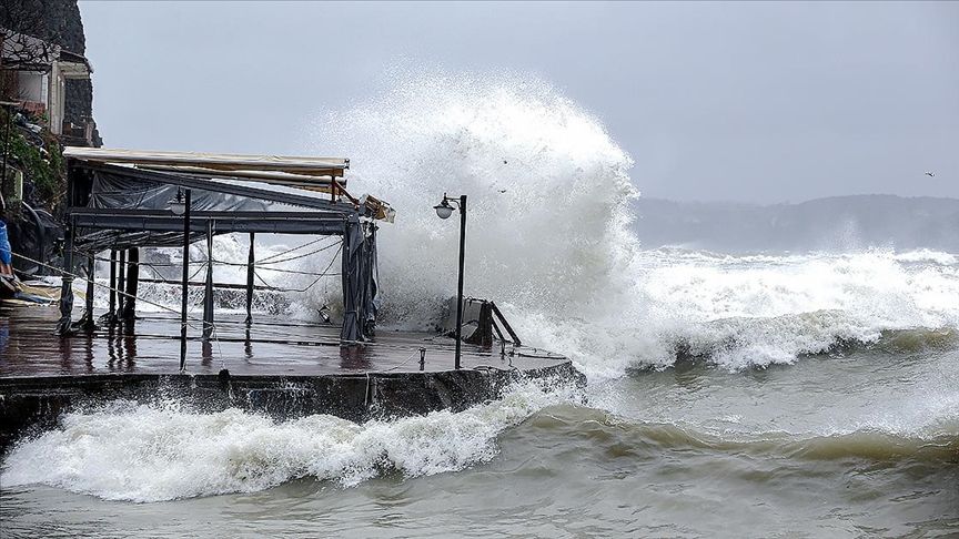 Meteorolojiden Karadeniz Bölgesi için fırtına uyarısı! Tarih ve saat verildi 4