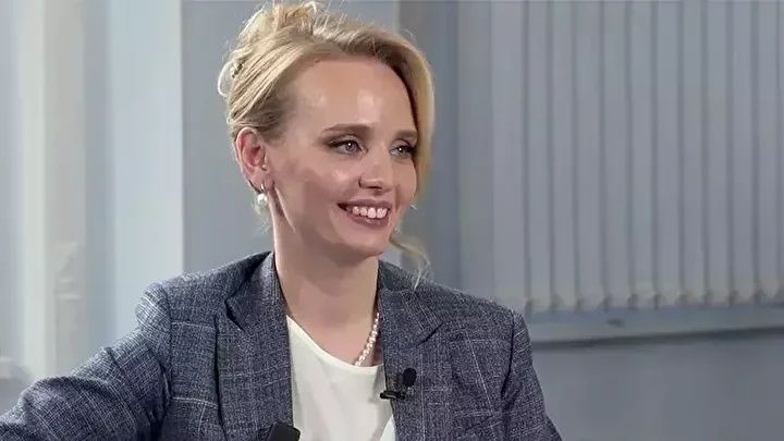 Putin'in sır gibi sakladığı kızı ilk kez röportaj verdi! Sözleri tepki çekti... 1