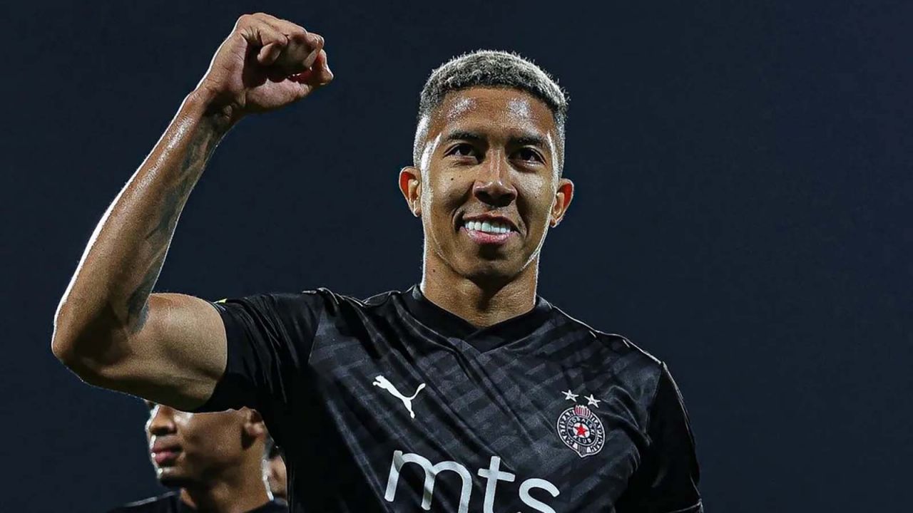 Hasan Arat’a transferde büyük engel! Fenerbahçe devreye girdi ve genç yıldızı ezeli rakibinin elinden kapıyor! Resmi teklif ortaya çıktı: 6 milyon euro önerildi 8
