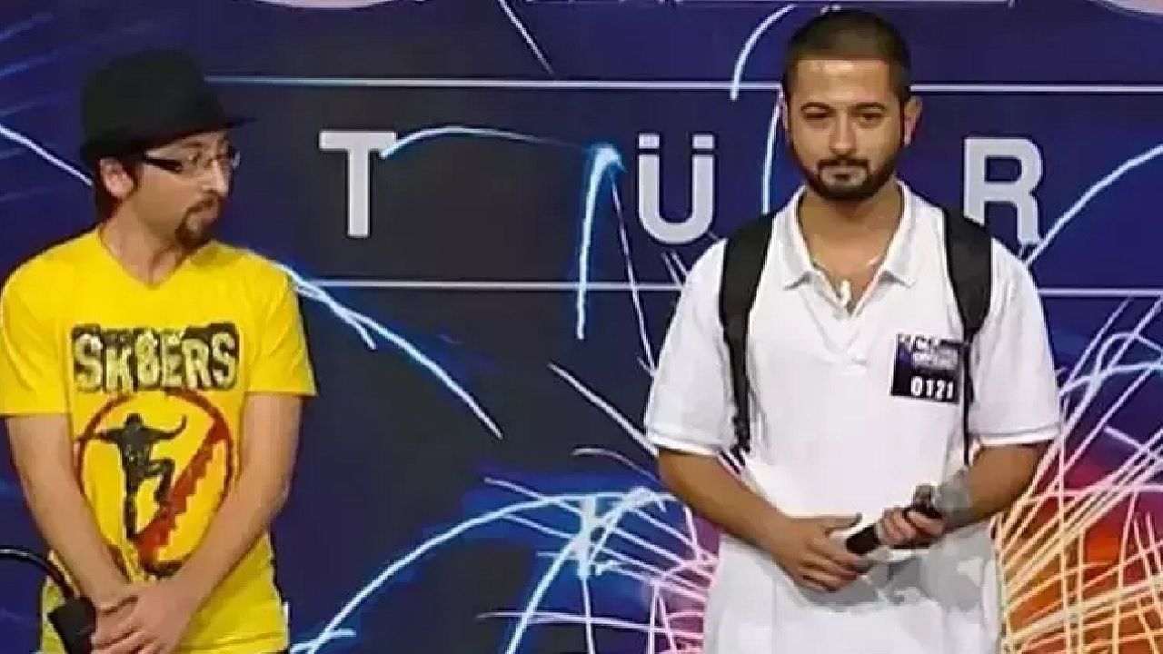 Yeteneksizsiniz yarışması ile ün kazanmıştı! Koray Avcı'nın o kareleri yeniden gündem oldu... 1