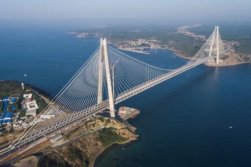 Bakan Uraloğlu Yavuz Sultan Selim Köprüsü'nden geçecek demir yolunun ayrıntılarını paylaştı 1