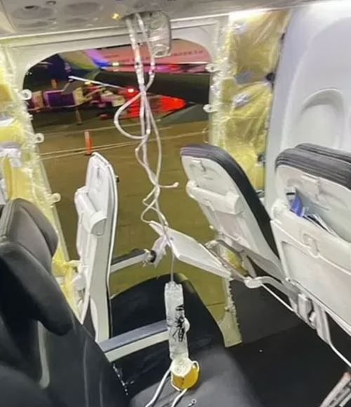 Japonya’da kokpit camında çatlak olan uçak, havalandıktan kısa süre sonra iniş yaptı 4