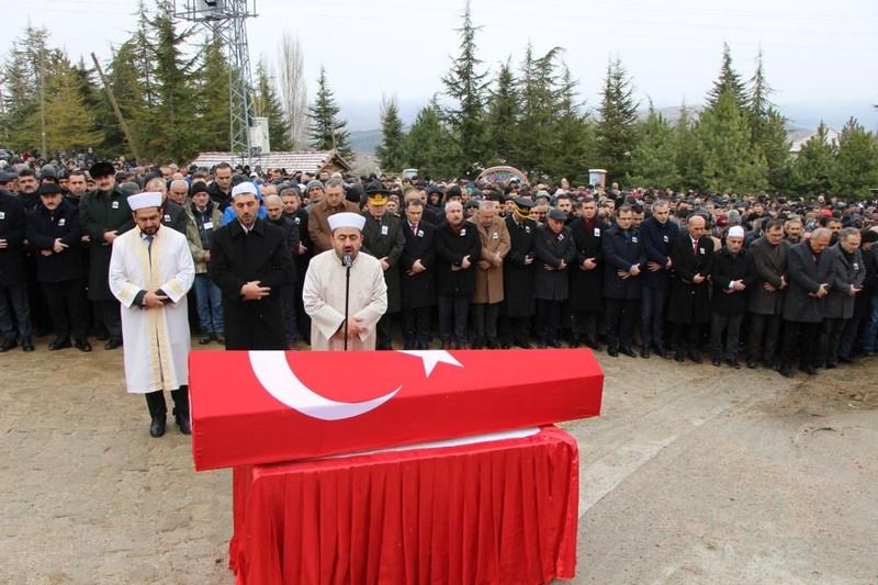 Türkiye şehitlerine ağlıyor... Pençe-Kilit şehitlerine veda! 20