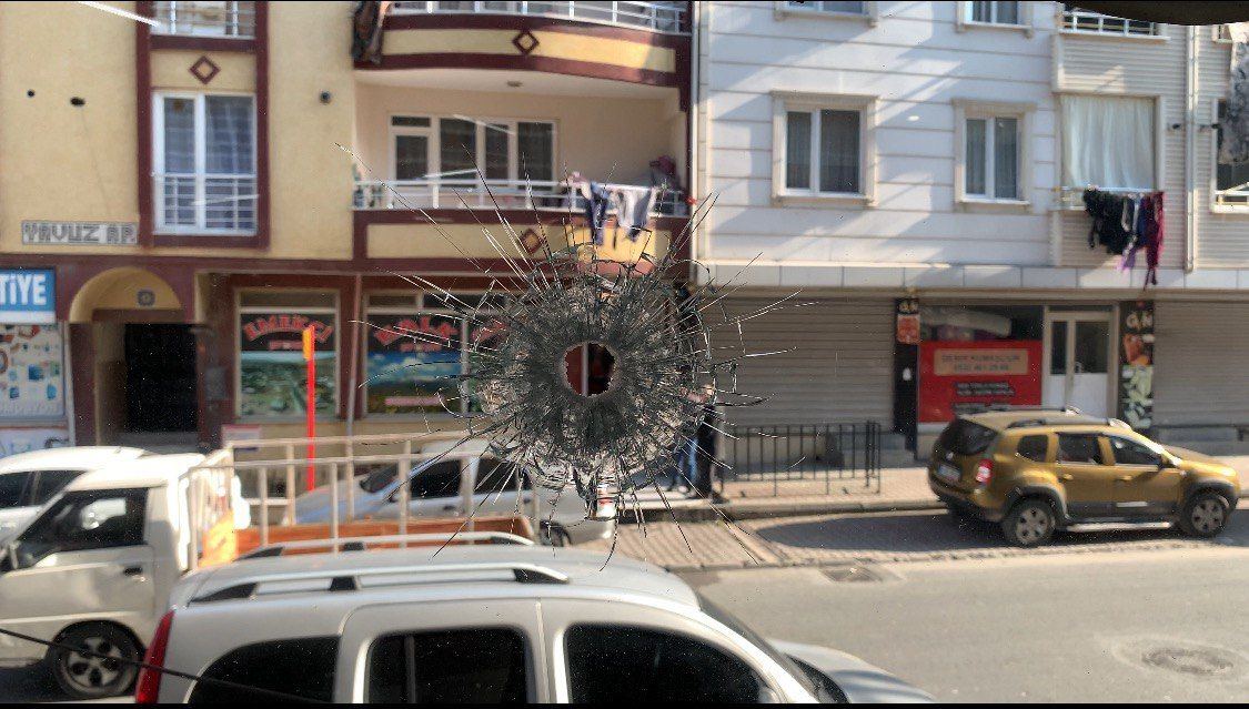 Esenyurt'ta bir gecede 3 kahvehaneye silahlı saldırı: Herkes şaşkın 5