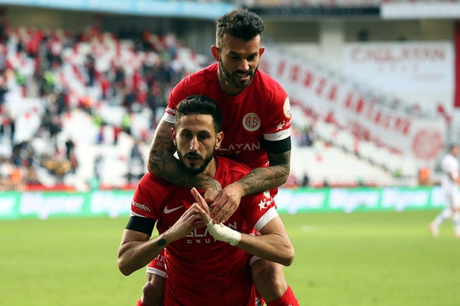 Antalyaspor'un İsrailli futbolcusu Sagiv Jehezkel sınır dışı edilecek! 3