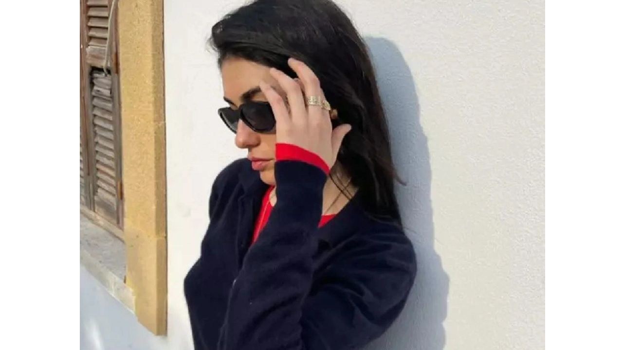Pavyon sahnesi olay olmuştu! Hazar Ergüçlü cesur pozları ile yürekleri hoplattı! 4