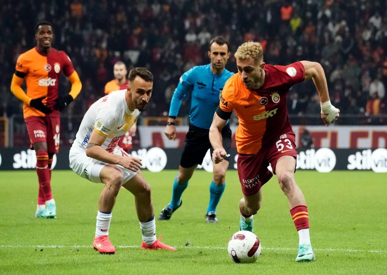 Rıdvan Dilmen olay çıkış! Bu sözler ezeli rakipleri birbirine düşürür: Galatasaray'ın oyununa baktığımız zaman 7-8 puanlık fark olması gerekiyor! 5