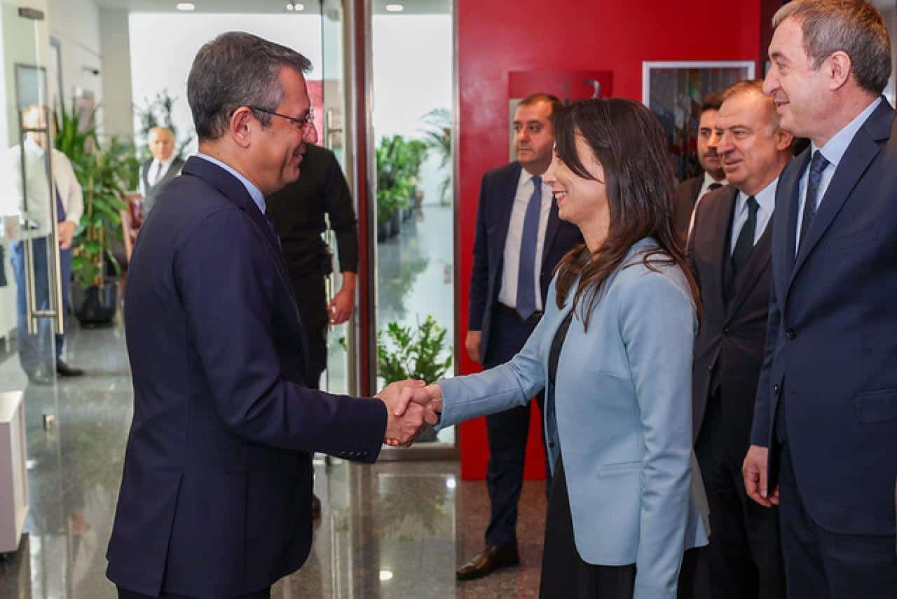 DEM Parti, CHP'nin ittifak teklifine 'Evet' dedi! 5 büyükşehirde ittifak iddiası... 2