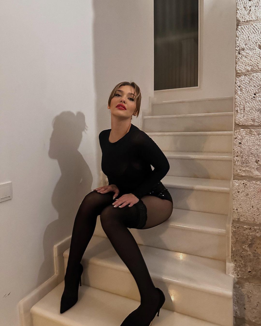 ''Arkadaşımın sevgilisiyle aşk yaşarım'' deyince tepki çekmişti! Oyuncu Melisa Döngel'den açıklama geldi 8