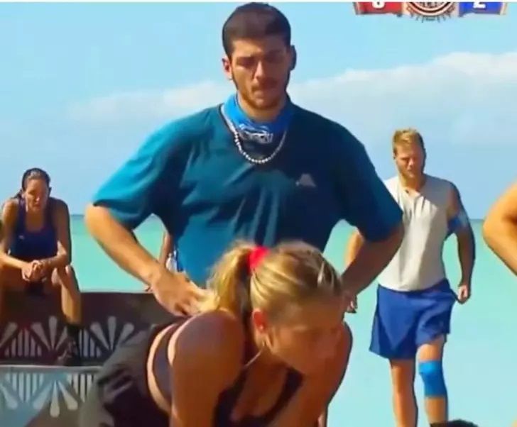 Survivor All Star'da Yiğit Poyraz'ın Aleyna'ya bakışları olay oldu! Yasmin Erbil bakın ne yaptı 2