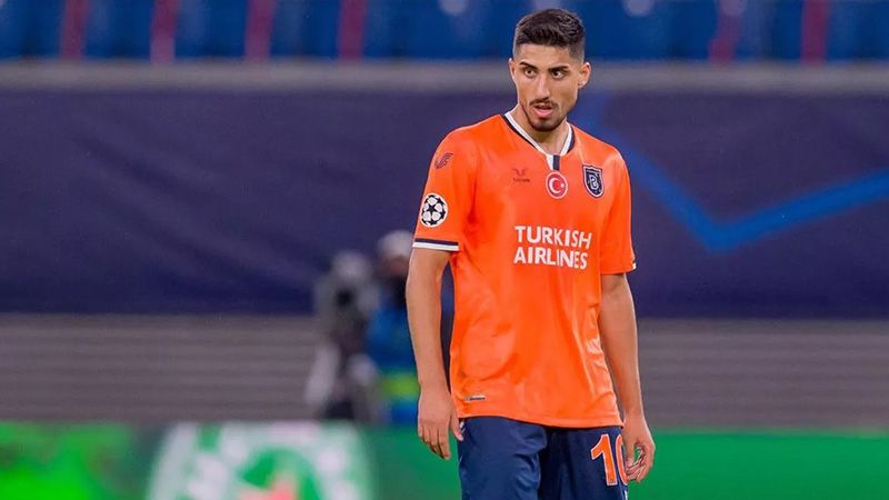 Fenerbahçe’de İsmail Yüksek gidecek, Okan Buruk’un şampiyon kadrosundaki gözbebeği gelecek! Ezeli rakibin hocasını kıskandıracak transferi resmen açıklayacaklar… 11