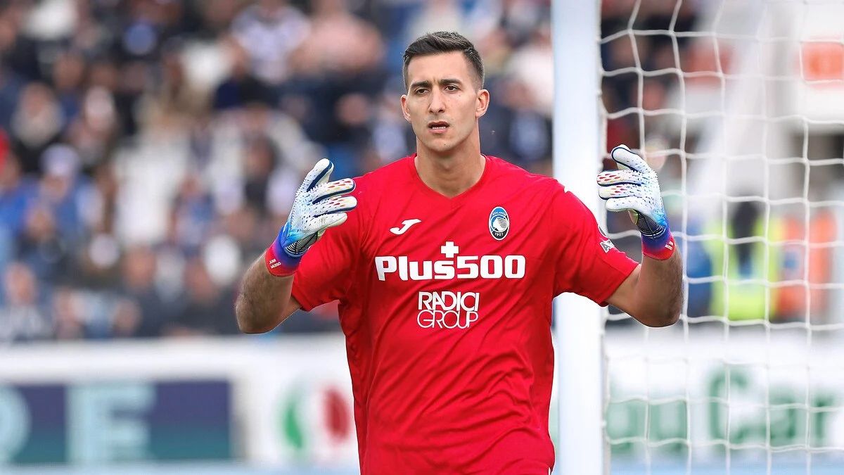 Ve Fernando Muslera dönemi sona eriyor! İtalyanlar Galatasaray’ın yeni kalecisini ve bonservis bedelini duyurdu: Formayı 23 yaşındaki genç eldivene kaptırdı, gelmesi için her şey hazır 9