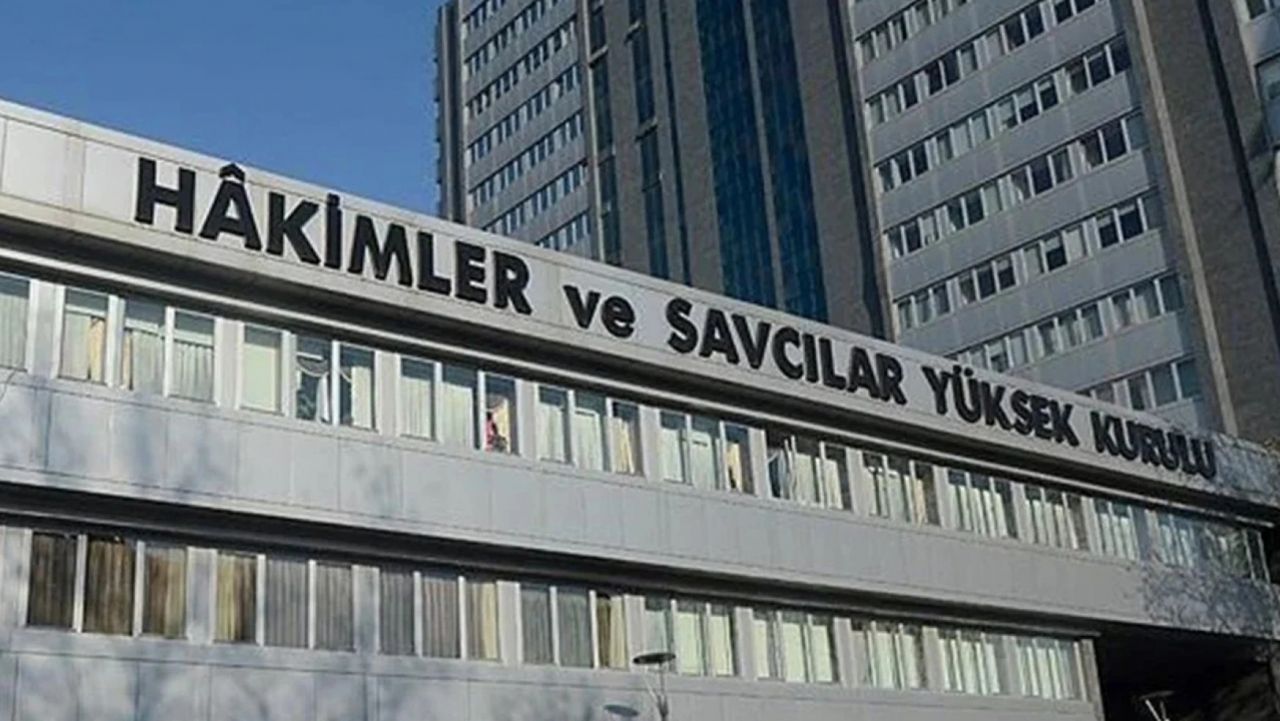 O rapor ortaya çıktı! Adnan Oktar ve örgütünü aklayan hakim ve savcılar bakın neler yapmış... 3