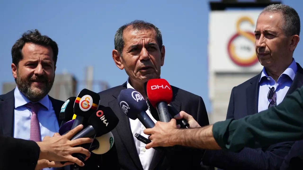 İnanılmaz gerçeği açıkladı: “Erden Timur basın toplantısını Dursun Özbek’ten habersiz yapıyor! Ona küsüp belgeleri açıklamıyor. Erden Bey’in hedefi başkanlık: Ya aday olacak ya da ortalıktan kaybolacak” 10