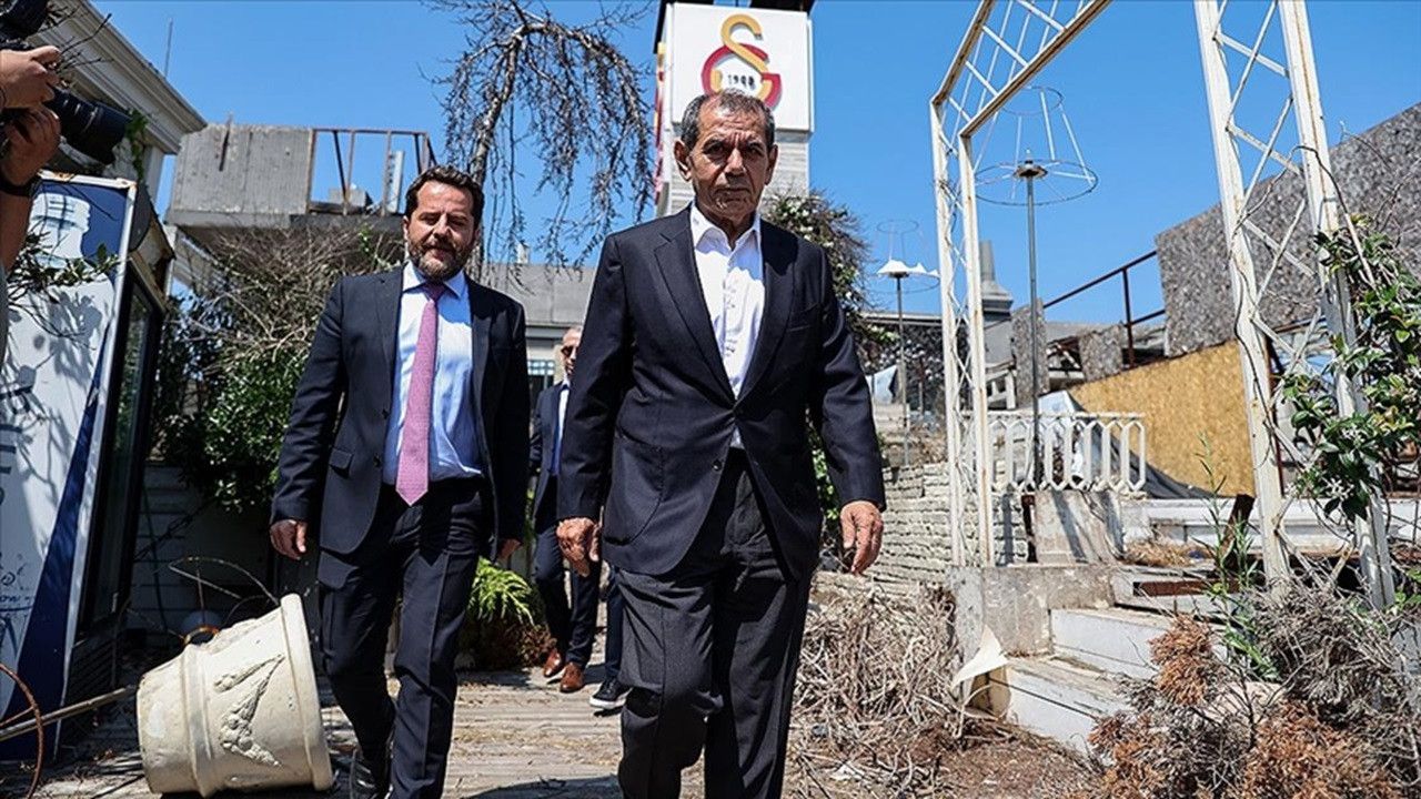 İnanılmaz gerçeği açıkladı: “Erden Timur basın toplantısını Dursun Özbek’ten habersiz yapıyor! Ona küsüp belgeleri açıklamıyor. Erden Bey’in hedefi başkanlık: Ya aday olacak ya da ortalıktan kaybolacak” 3