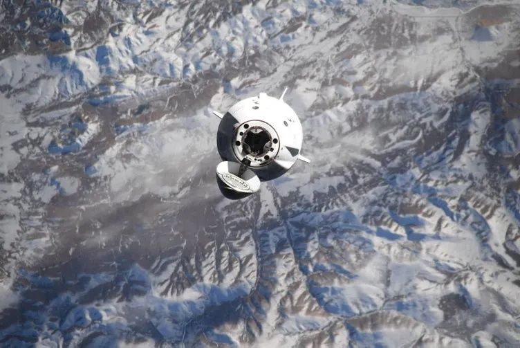 Türk astronot Alper Gezeravcı bugün Cumhurbaşkanı Erdoğan ile görüşecek! Bu illerin fotoğrafını çekecek... 6