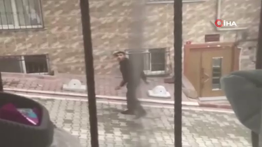 Esenyurt'ta önüne geleni bıçaklayan saldırgan yakalandı! 2