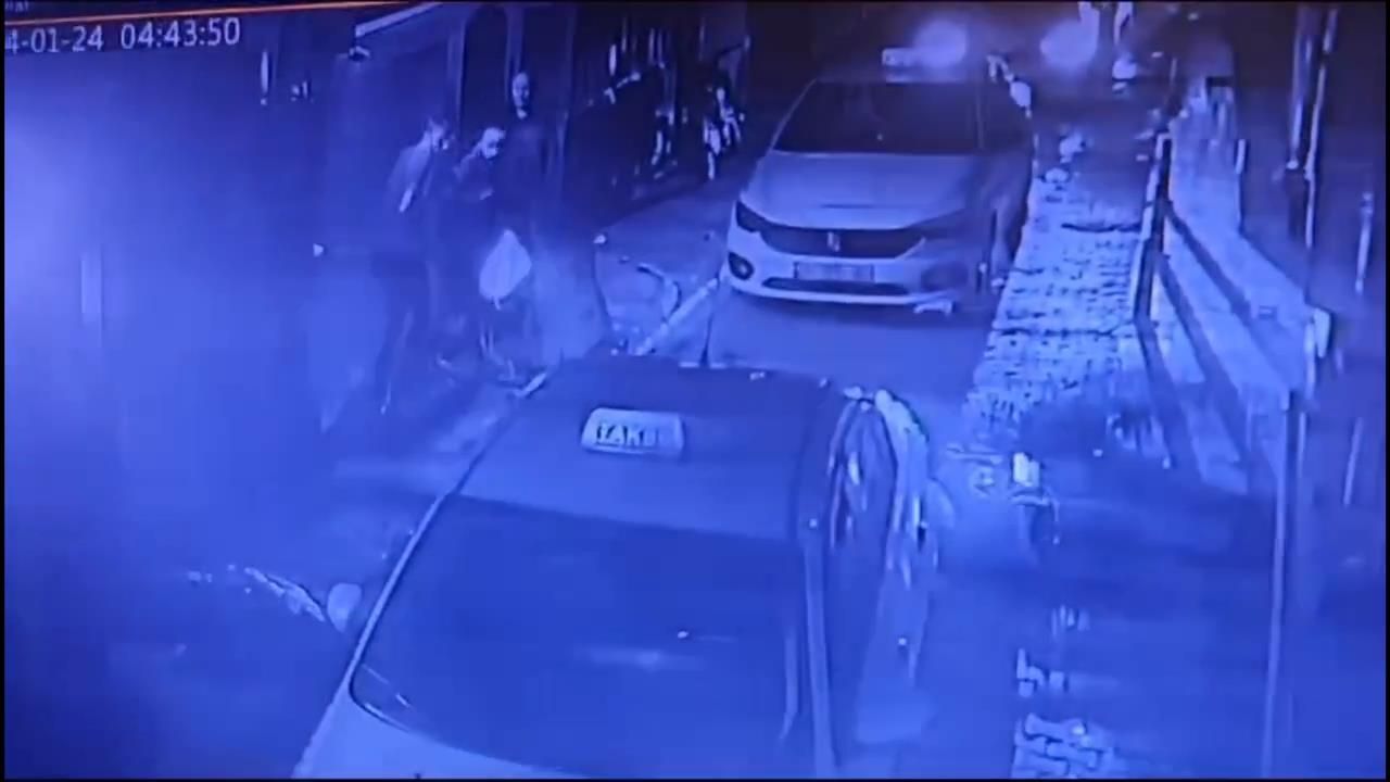 Sarıyer'de bir kişinin öldüğü müzikholdeki çatışma anı güvenlik kamerasına yansıdı 3