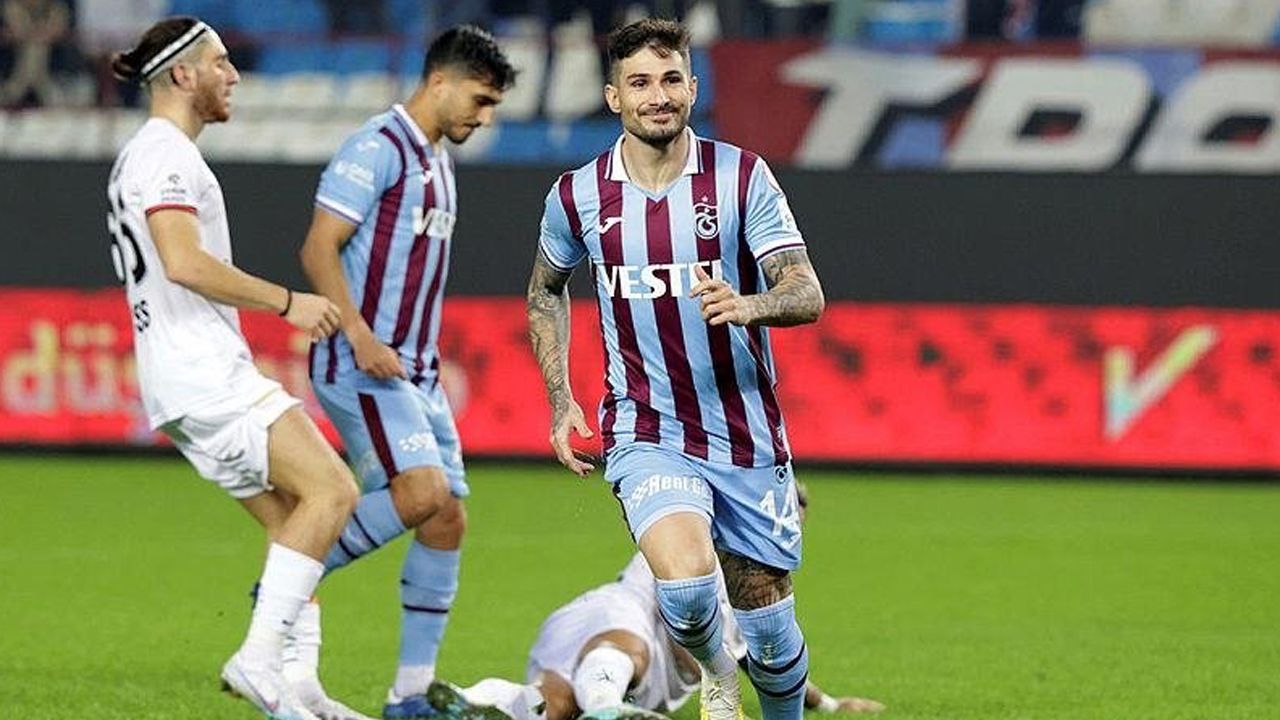 Trabzonspor'un Çaykur Rizespor maçı ilk 11'i belli oldu! Abdullah Avcı'nın kadroyu bozmaya niyeti yok 11
