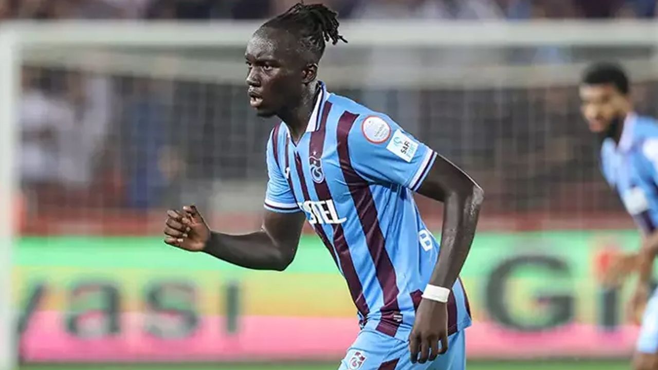 Trabzonspor'un Çaykur Rizespor maçı ilk 11'i belli oldu! Abdullah Avcı'nın kadroyu bozmaya niyeti yok 8