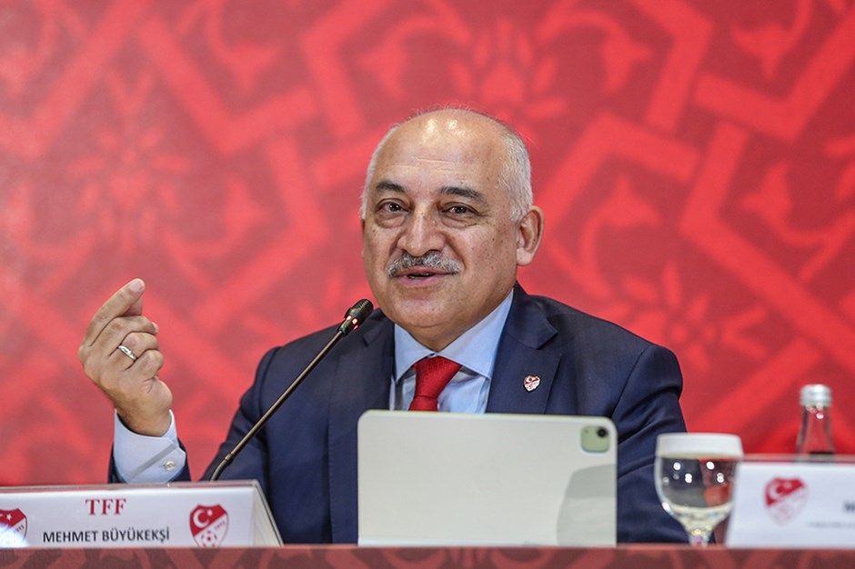 Mehmet Büyükekşi’den Türk futbolunda tarihe geçecek iki karar! MHK yapısı ve VAR kayıtları için gündeme bomba gibi düşecek açıklama: Hakem konuşmaları kamuoyuna duyurulacak 8