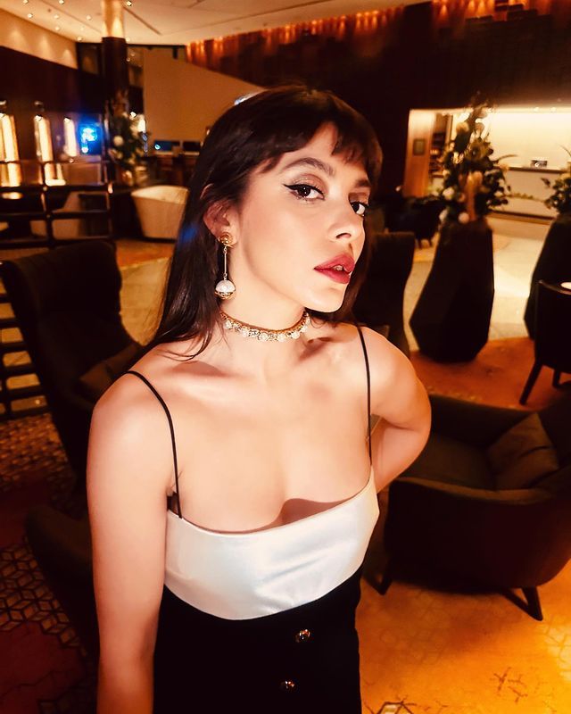 Selin Şekerci'den öpüşme sahnesi itirafı! 1