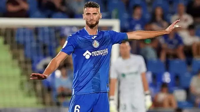 Beşiktaş’ta her şey silbaştan: 35 milyon euroluk transfer paketi için hazırlıklar tamamlandı! Başkan Hasan Arat görüşmeyi yaptı, imza için geri sayıma geçildi 5