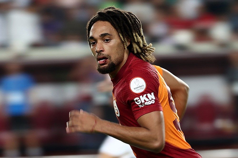 Ve resmi görüşmelere başlandı! Cimbom'un Fransız yıldızı Sacha Boey dünya devine rekorla gidiyor: Tarihe geçecek... 6