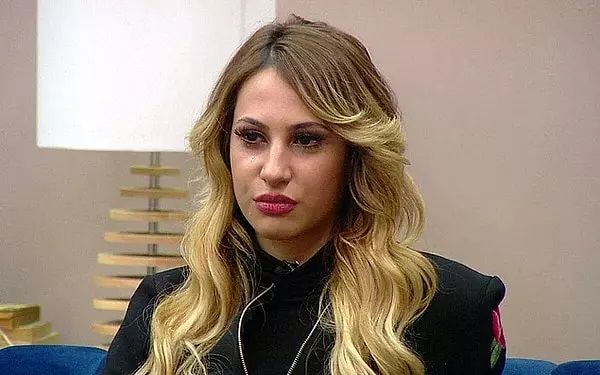 Kısmetse Olur programının eski yarışmacısı Rabia Karaca geri döndü! Son hali şaşkına çevirdi 1