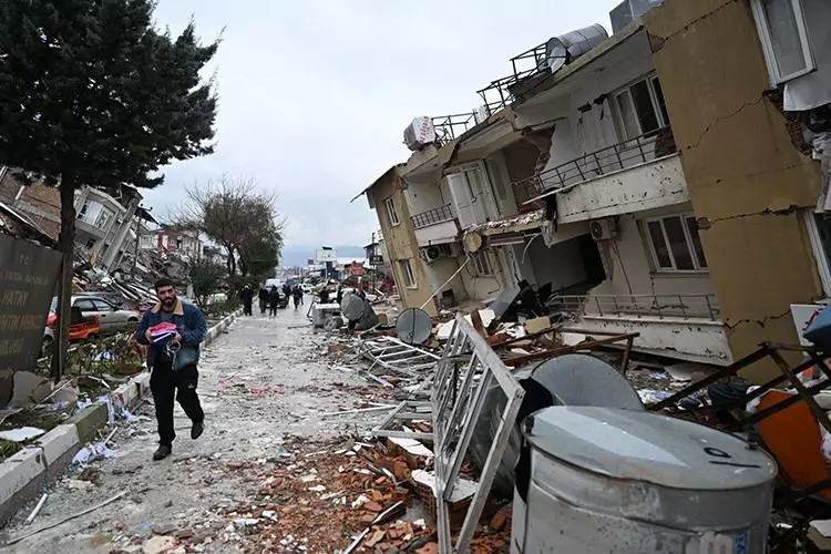 Uzman isim felaketi duyurdu: Kırılmamış korkunç fay hattı! Yıkıcı deprem ve tsunami kapıda... 2