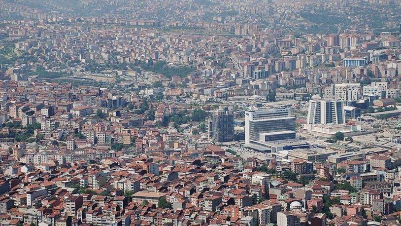 Deprem uzmanından İstanbul için korkutan uyarı: 100 bin bina yıkılacak 5