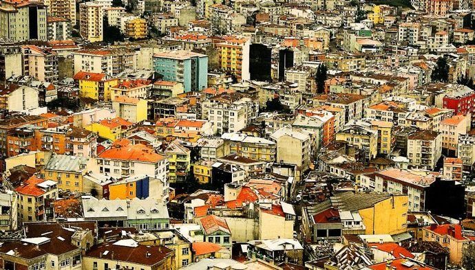 Deprem uzmanından İstanbul için korkutan uyarı: 100 bin bina yıkılacak 8