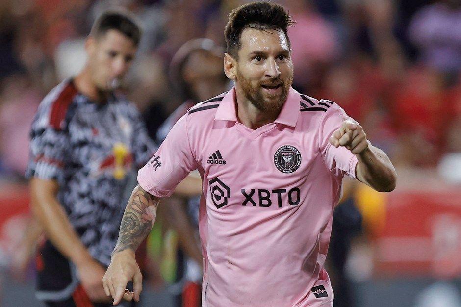 Lionel Messi’den tarihe geçecek bir çılgınlık! Bu da oldu: 60 saniyede 14 milyon dolar kazanacak! Amerika’ya transfer olması tüm dengeleri altüst etti… 7