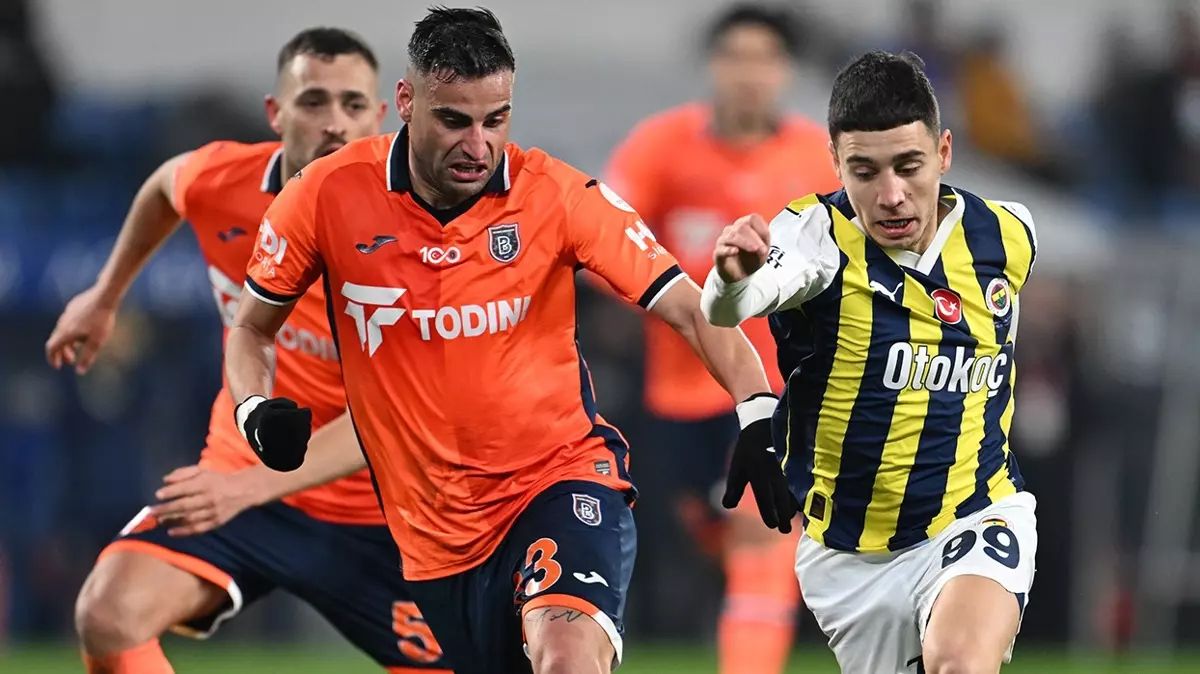 Fenerbahçe maçında hırslı oynadı, hayatı karardı! Önce sosyal medyada yerden yere vurulmuştu, şimdi saha içinde başına bela aldı: “Hakemler onu fena halde deftere yazdı! Bu tip futbolcuları hiç sevmiyorlar” 5