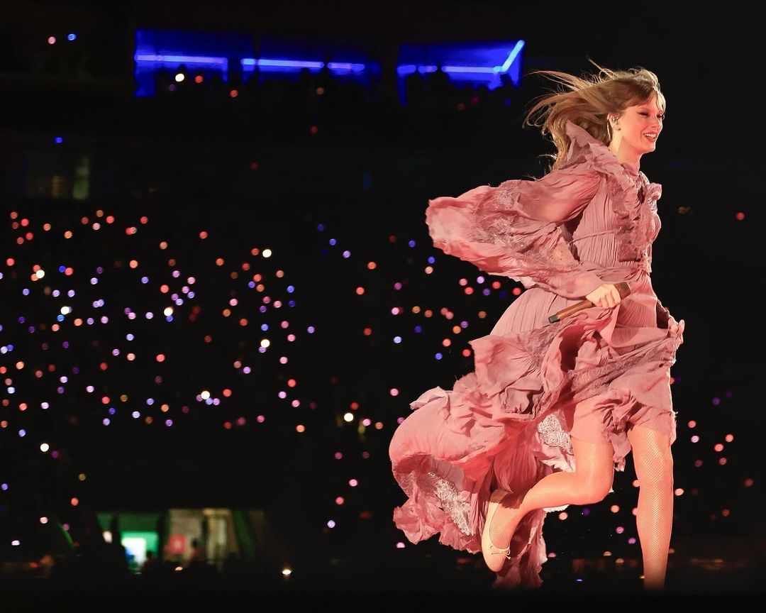 Müstehcen fotoğrafları yayılmıştı! X platformunda tüm Taylor Swift aramaları engellendi 3