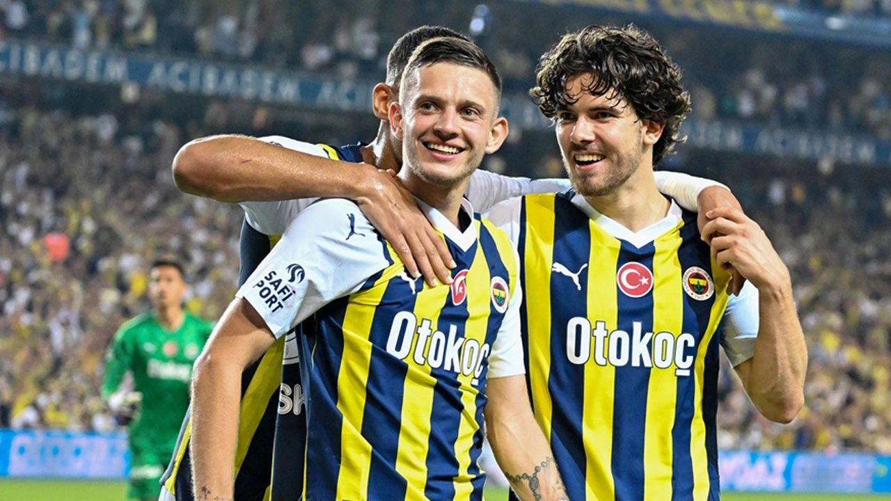 Galatasaray’ın Sacha Boey ile kırdığı bonservis rekoru çok uzun sürmeyecek! Fenerbahçe’ye 35 milyon euroluk çılgın teklif: Rekorları altüst ederek Premier Lig’in yolunu tutacak… 6