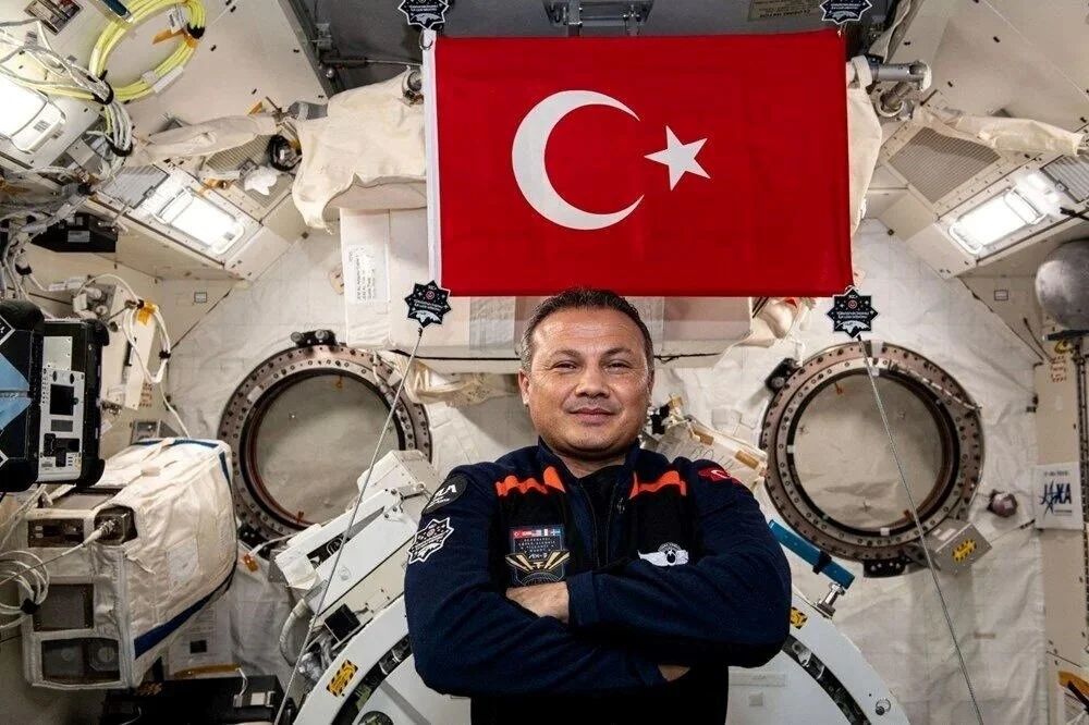 Alper Gezeravcı'nın uzay serüveninde son saatler: Gezeravcı için dönüş vakti! 10 deneye imza attı... 1